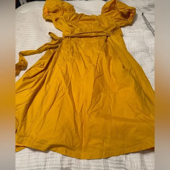 11 Honore Yasmin Wrap Dress - NWT - Size 16
