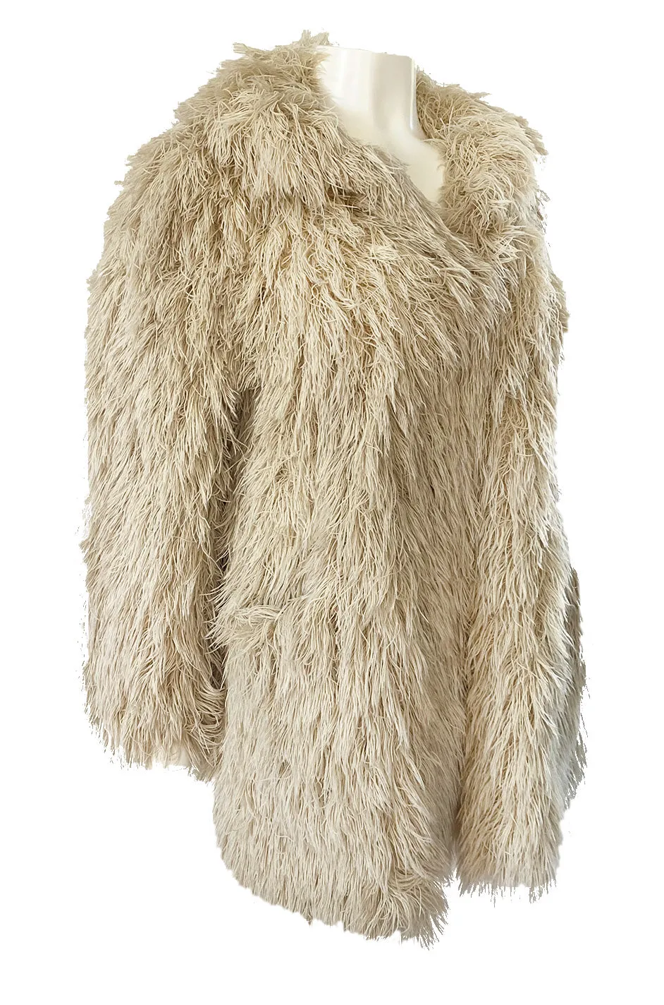 1970s Unlabeled Arissa of France Deep Ivory Faux Fur Alternative String Coat