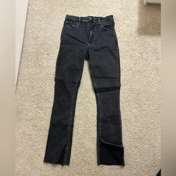 Abercrombie &amp; Fitch The Skinny High Rise Jeans (Split Hem) in Black