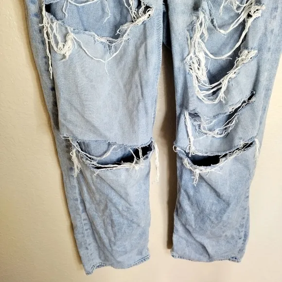 American eagle highest rise baggy distressed jeans sz 16