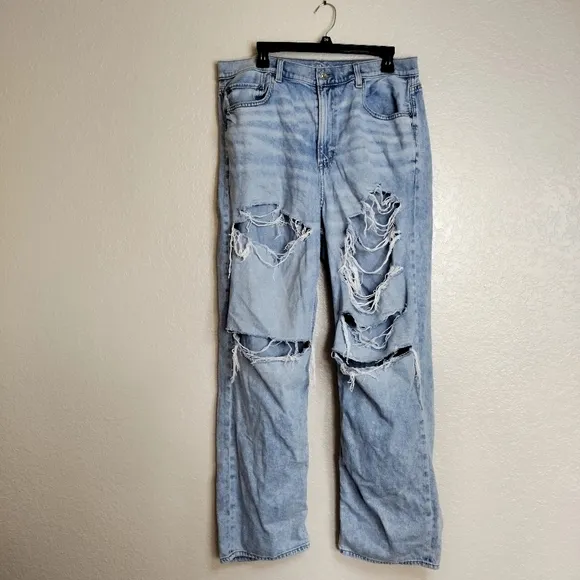 American eagle highest rise baggy distressed jeans sz 16