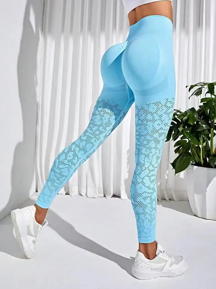 Amour High-Waist Seamless Laser-Cut Scrunch Leggings