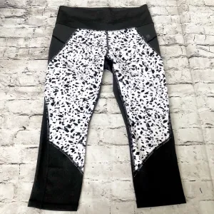 ATHLETA Black & White Capri Cropped Leggings Size M