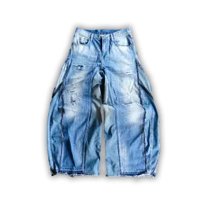 BAGGY UPCYCLED JEANS