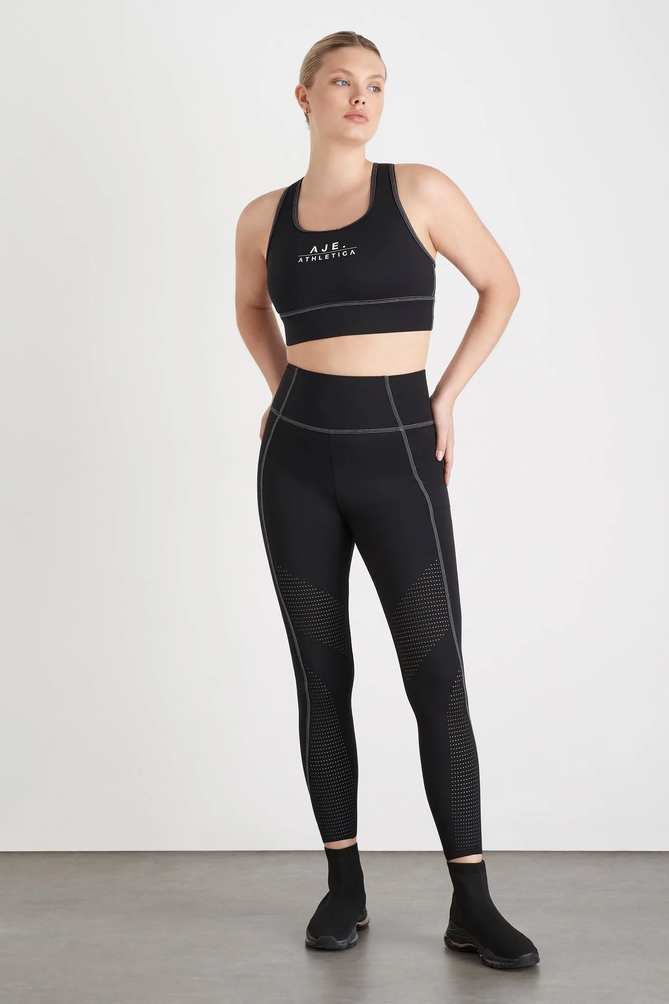 Classic Laser Cut Full Length Legging 202
