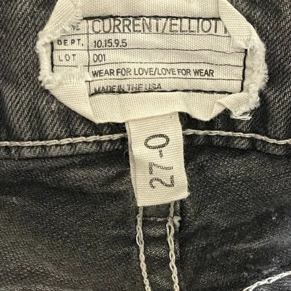 Current/Elliott Skinny Distressed Jeans in Overcast size 27