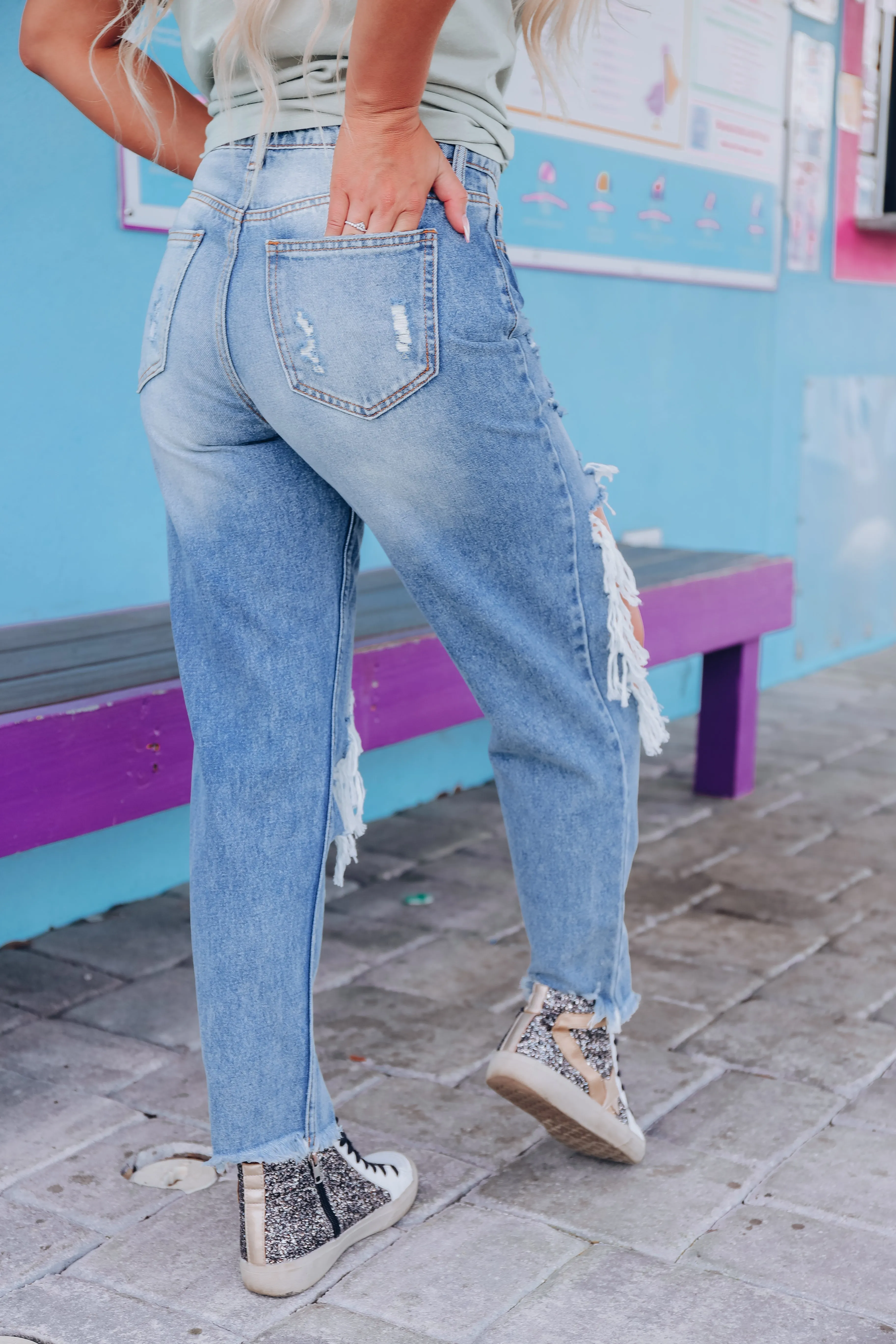 Delia Distressed Boyfriend Jean - Medium Wash