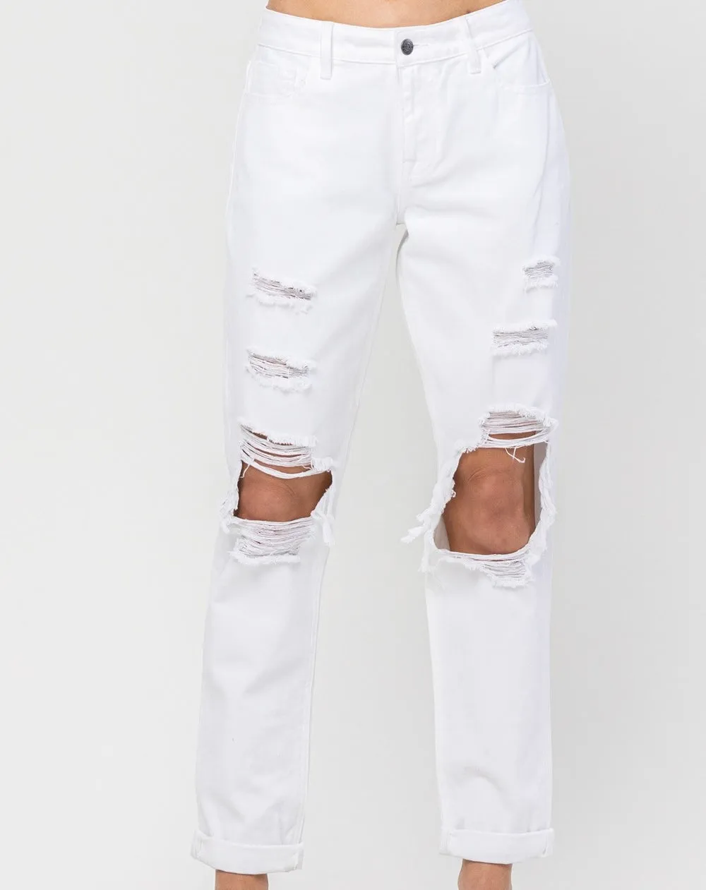 DISTRESSED MOM JEANS