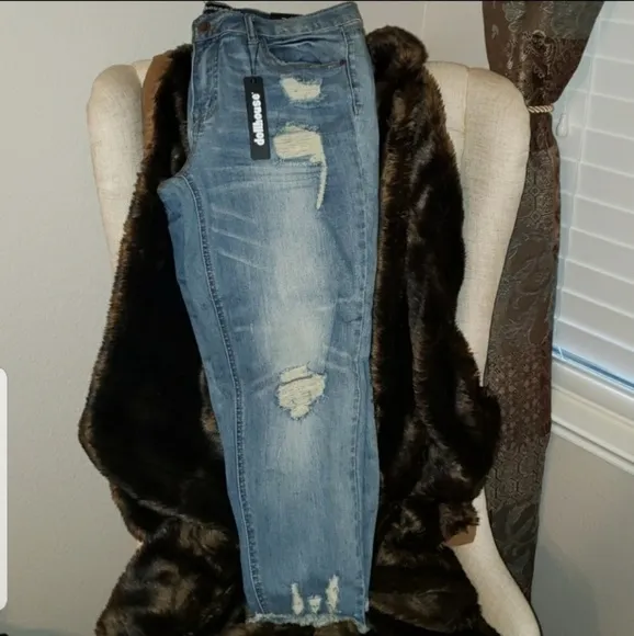 Dollhouse Distress Destroyed Hem Fray Jeans Jr. 13