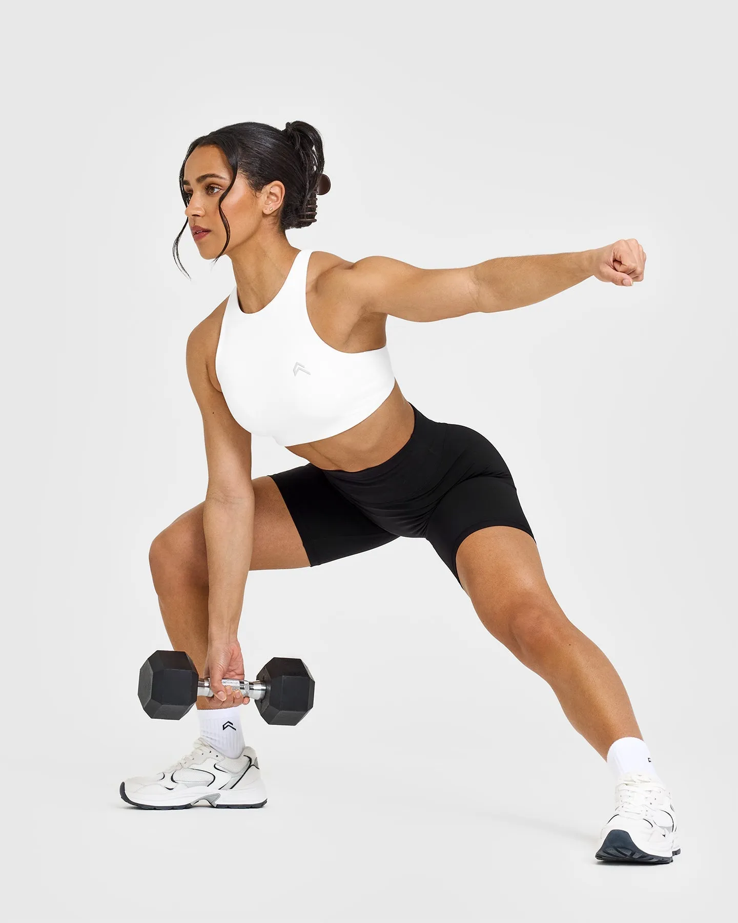 EasyLift™ High Neck Sports Bra | White
