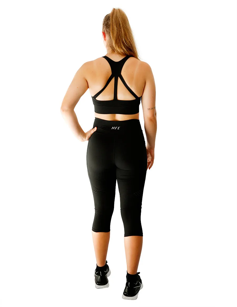 ESSENTIAL RANGE BLACK 3/4 LEGGINGS