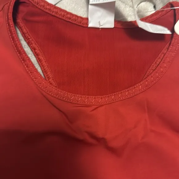 Fabletics Trinity, high impact sports bra, lava, new