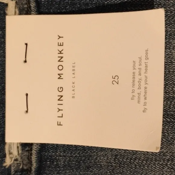 Flying Monkey NWT black lable jeans, size 25. Great fit and style. Distressed.