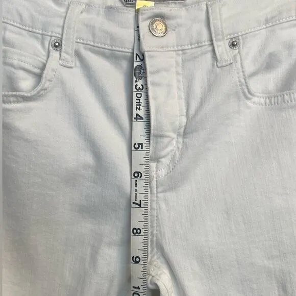Free People Women’s White Distressed Skinny Jeans