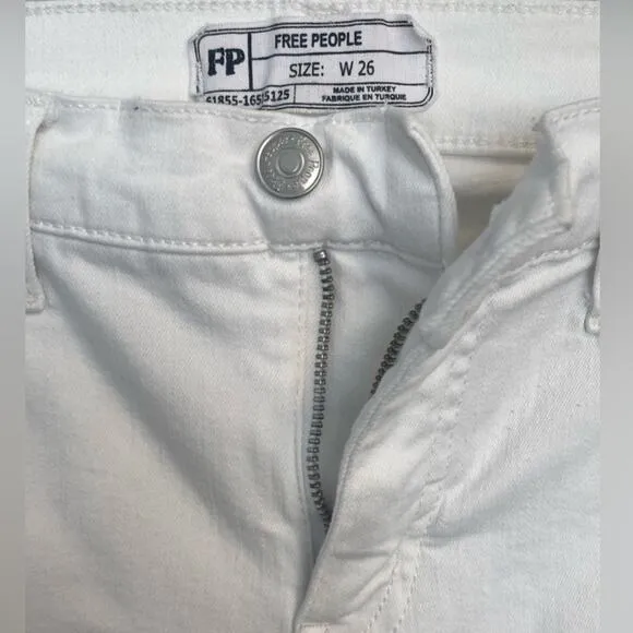 Free People Women’s White Distressed Skinny Jeans
