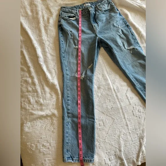 Good American Good Classic Distressed Hi-Rise Jeans GC062T Women Size 8/29
