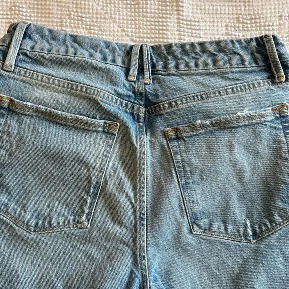 Good American Good Classic Distressed Hi-Rise Jeans GC062T Women Size 8/29