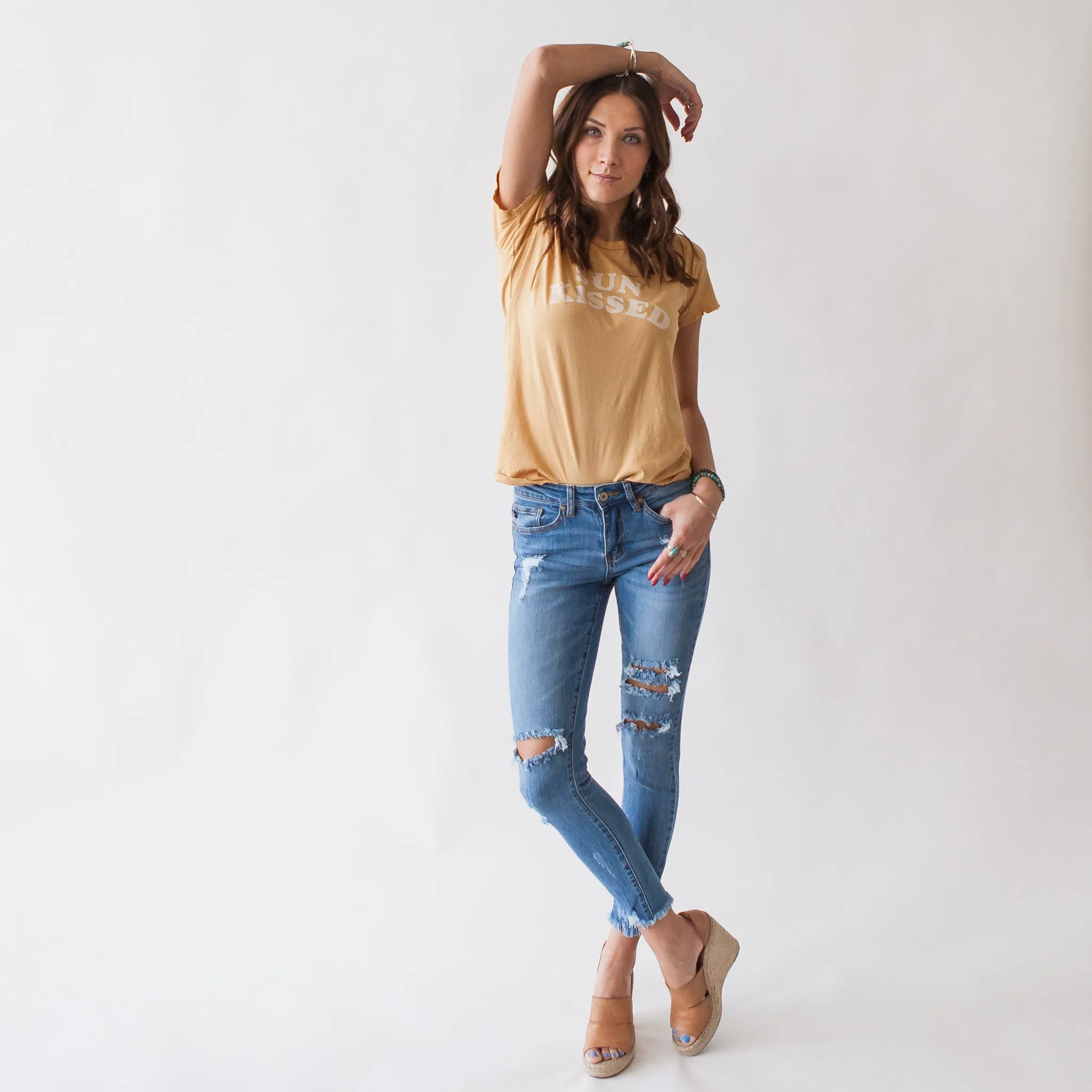 Hold The Drama Kancan Medium Wash Distressed Skinny