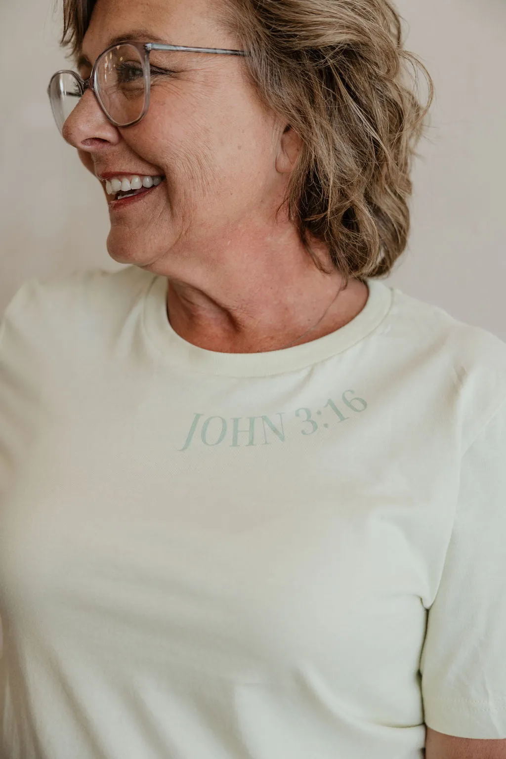 JESUS THE REDEEMER GRAPHIC TEE
