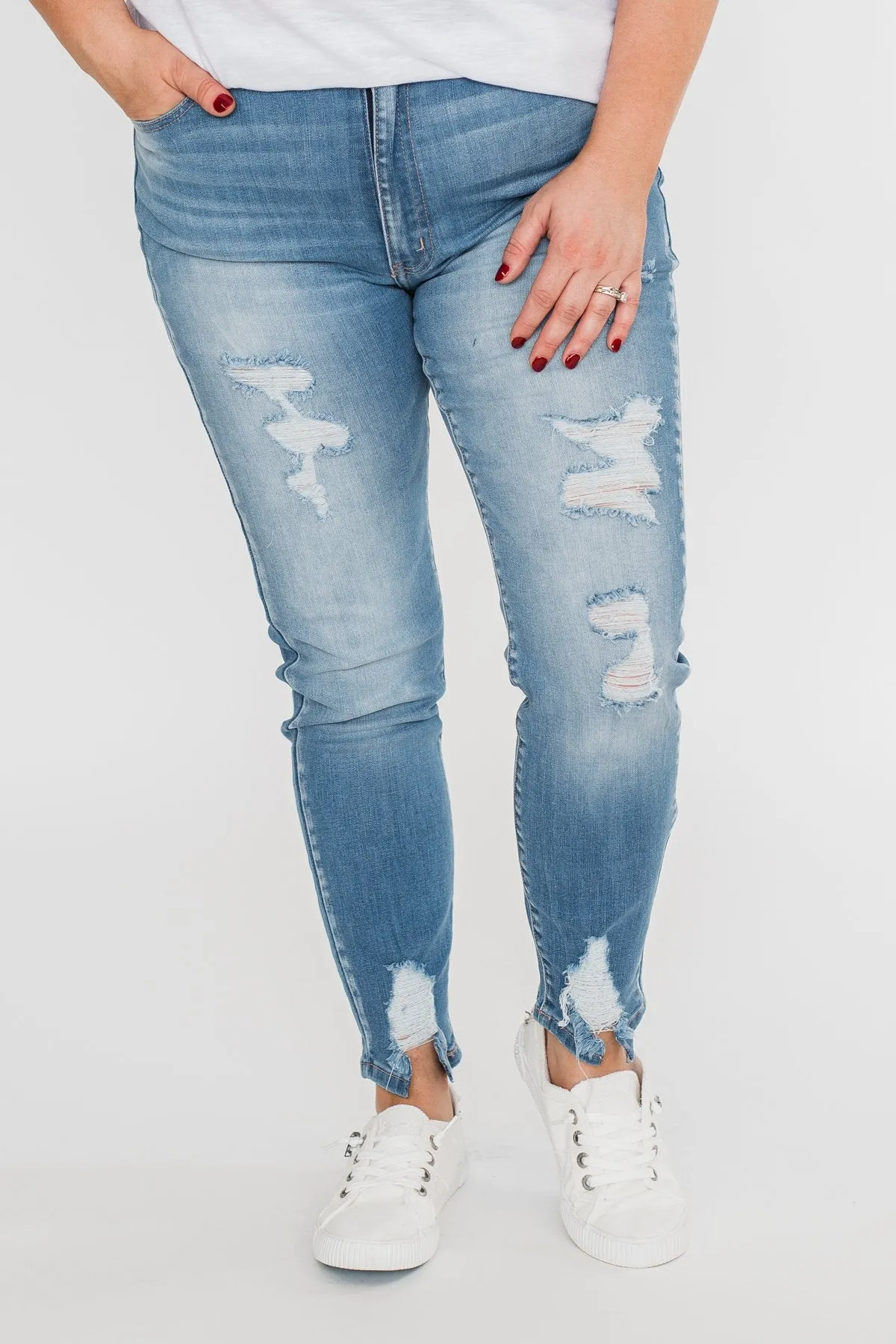KanCan Distressed Skinny Jeans- Tiffany Wash