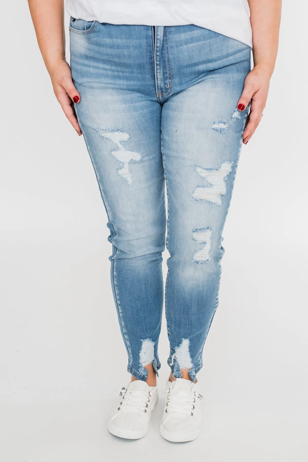 KanCan Distressed Skinny Jeans- Tiffany Wash