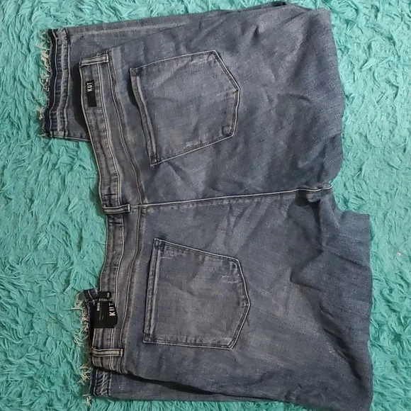 KUT NWT Raw Hem Distressed Reese Jeans
