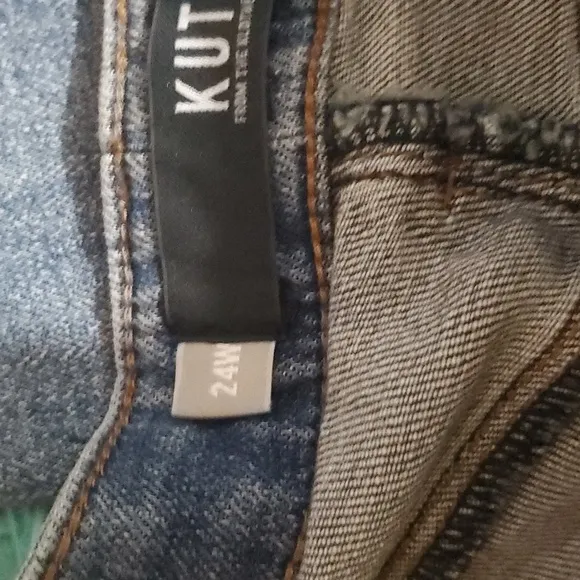 KUT NWT Raw Hem Distressed Reese Jeans