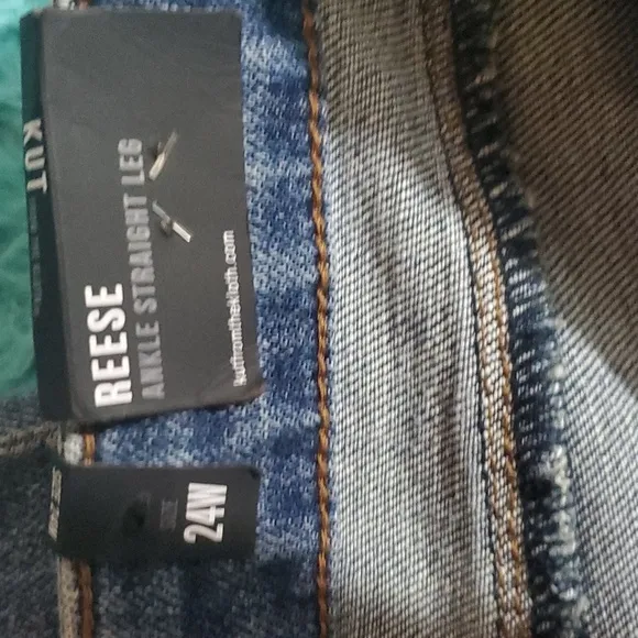 KUT NWT Raw Hem Distressed Reese Jeans