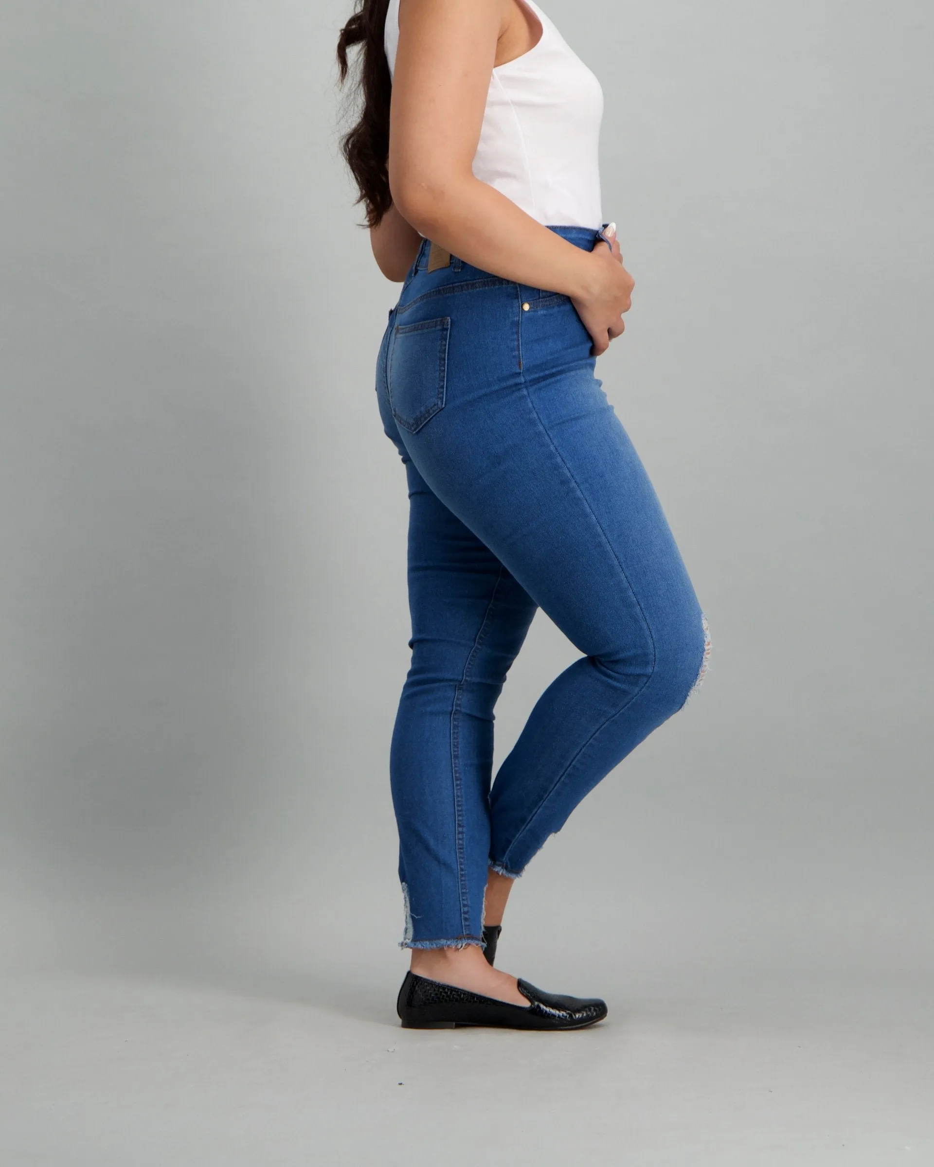 Ladies Med Wash Frayed Hem Skinny Denim Jean