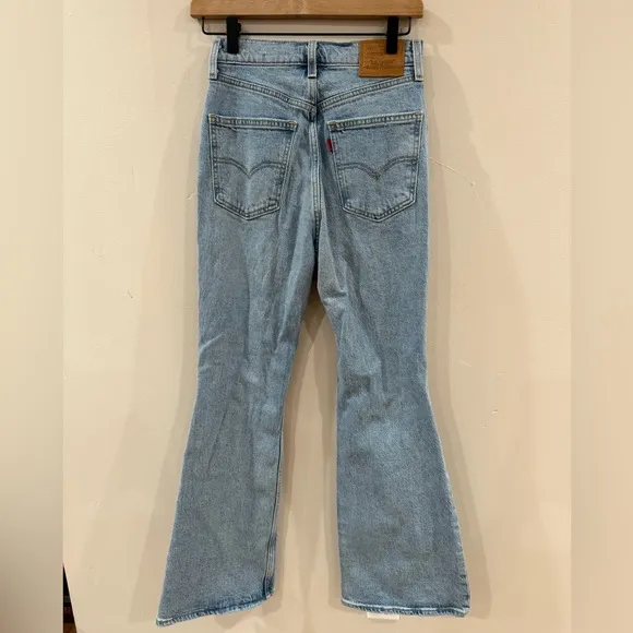 Levi’s premium 70’s high flare jeans size 25