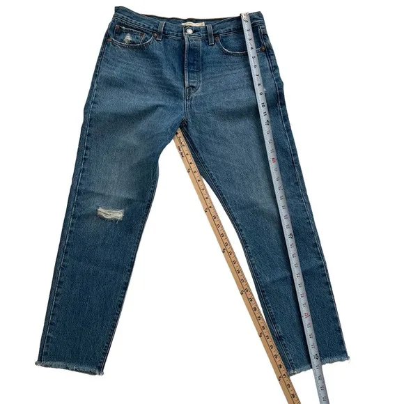 LEVI'S PREMIUM WEDGIE ANKLE JEANS Distressed Rigid Denim Women Size 31