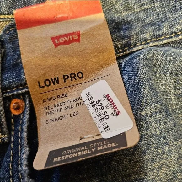 Levi's Woman's jeans low pro mid rise size : 29 NWT