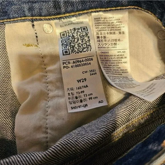 Levi's Woman's jeans low pro mid rise size : 29 NWT