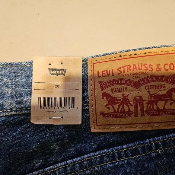 Levi's Woman's jeans low pro mid rise size : 29 NWT