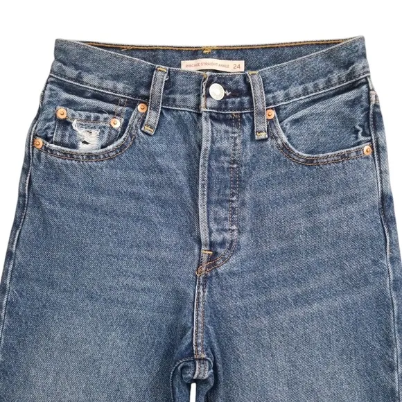 Levi’s Women's Distressed Button Fly Ribcage Straight Ankle‎ Jeans Size 24