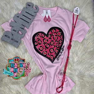 Livin on Love Tee - Light Pink