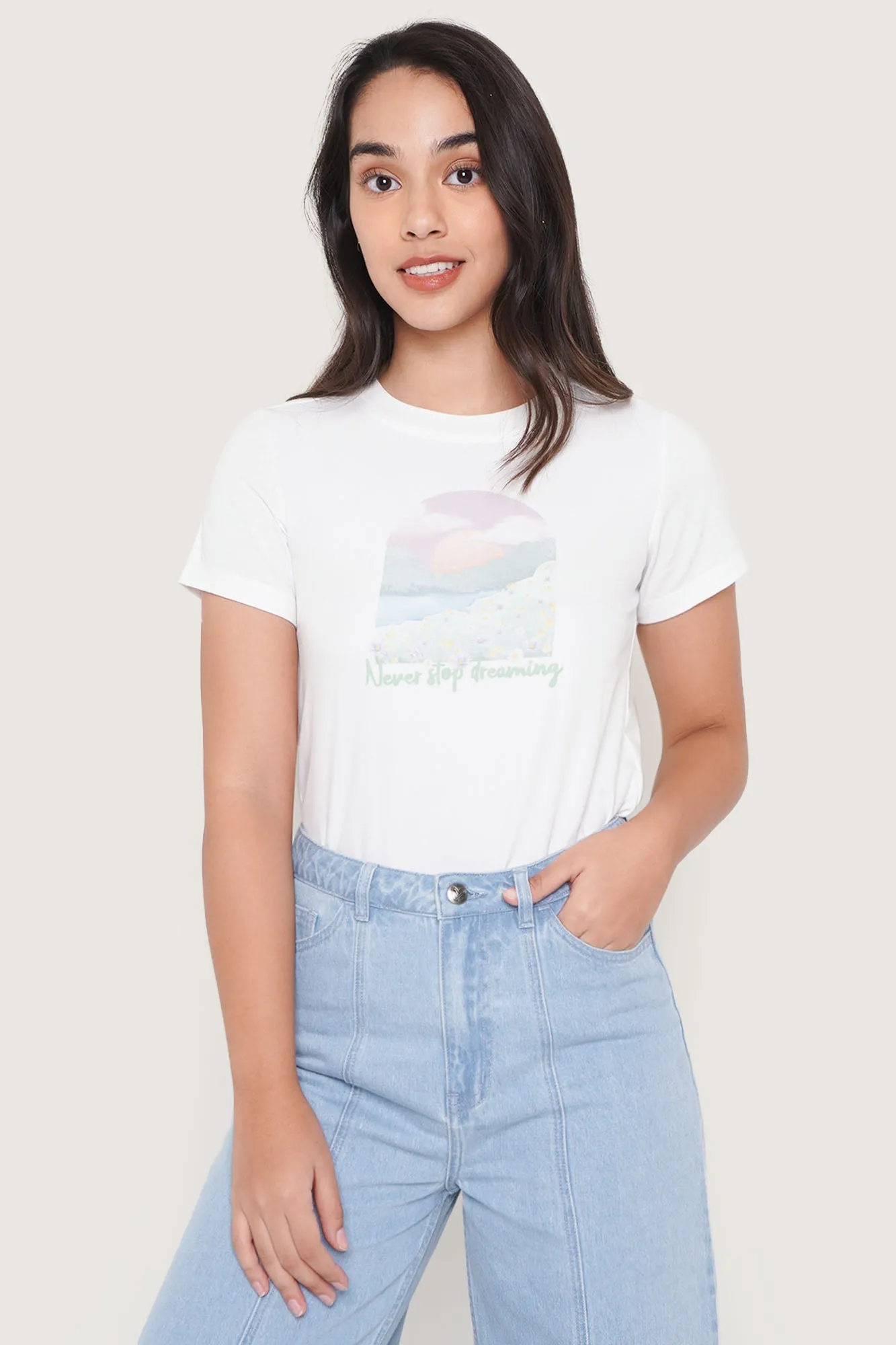 Never Stop Dreaming Graphic Tee