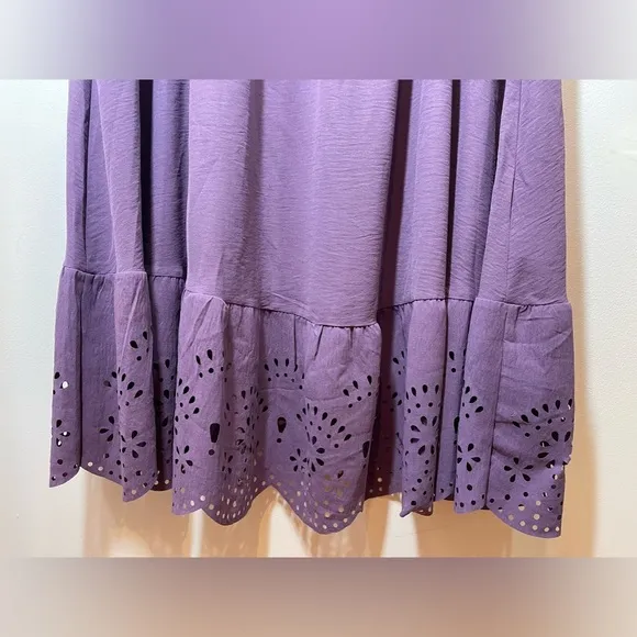 NWT BloomChic Laser Cut Shirred Wrap Scalloped Trim Flutter Dress Size 28W
