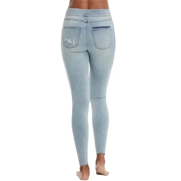 NWT SPANX Side Stripe Distressed  Jeans in lightwash S Stretchy High Waist