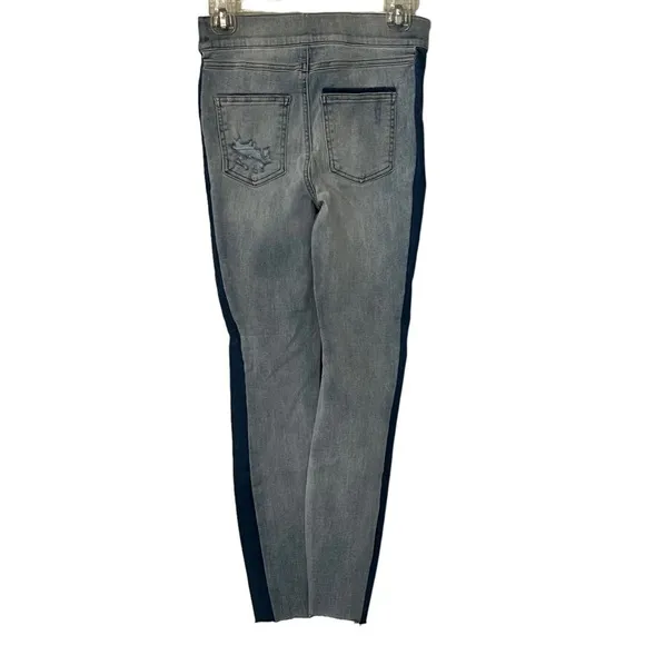 NWT SPANX Side Stripe Distressed  Jeans in lightwash S Stretchy High Waist