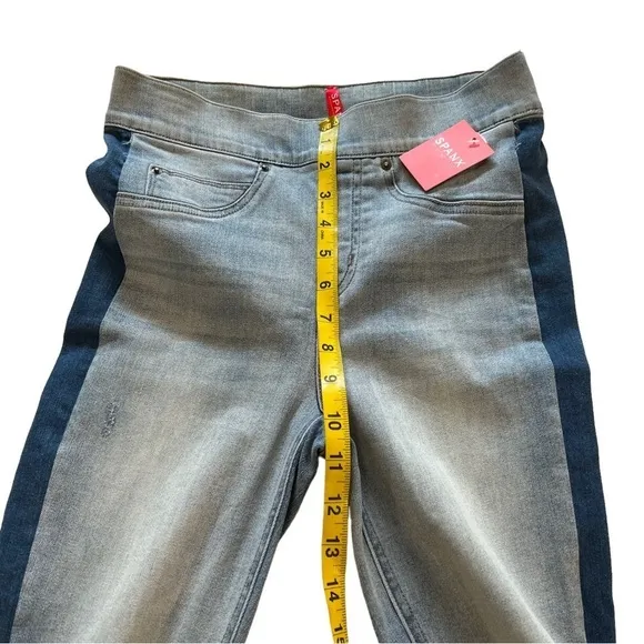 NWT SPANX Side Stripe Distressed  Jeans in lightwash S Stretchy High Waist