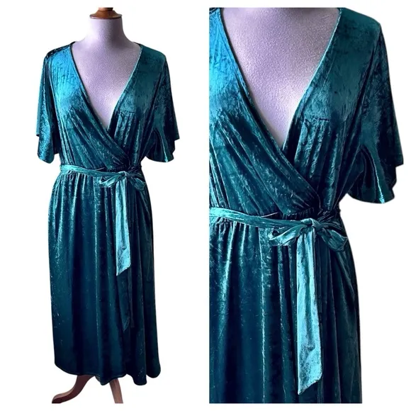 NWT TORRID Green Crushed Velvet Flutter Swing Wrap Dress - 2XL
