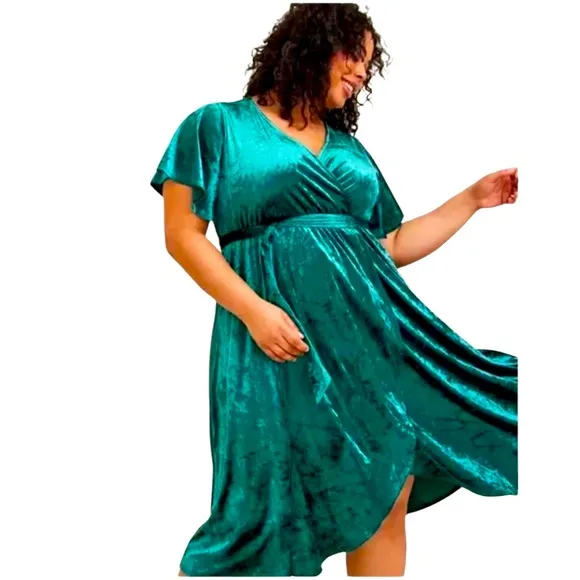NWT TORRID Green Crushed Velvet Flutter Swing Wrap Dress - 2XL