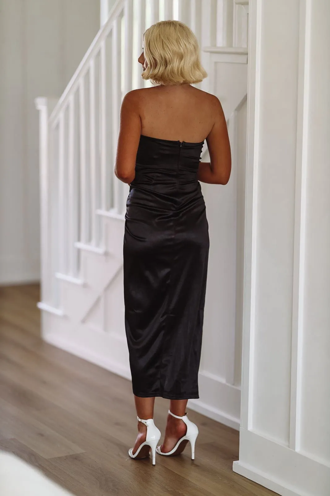 Perfect Date Midi Dress - Black