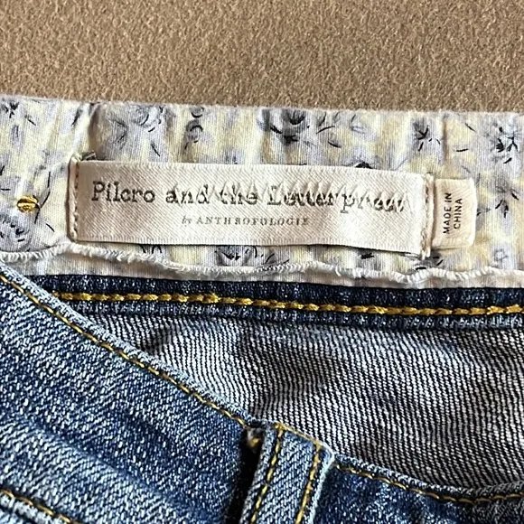 PILCRO and The Letterpress Slim Boyfriend- Patchwork Embroidered - Size 25