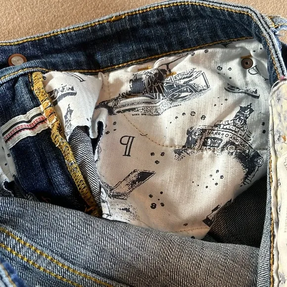 PILCRO and The Letterpress Slim Boyfriend- Patchwork Embroidered - Size 25