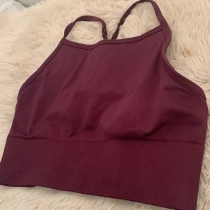 Rare Lululemon high neck sports bra 8