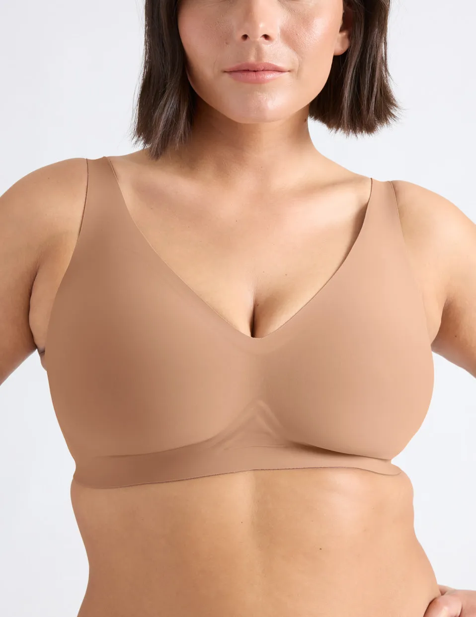 Revolution V-Neck Bra