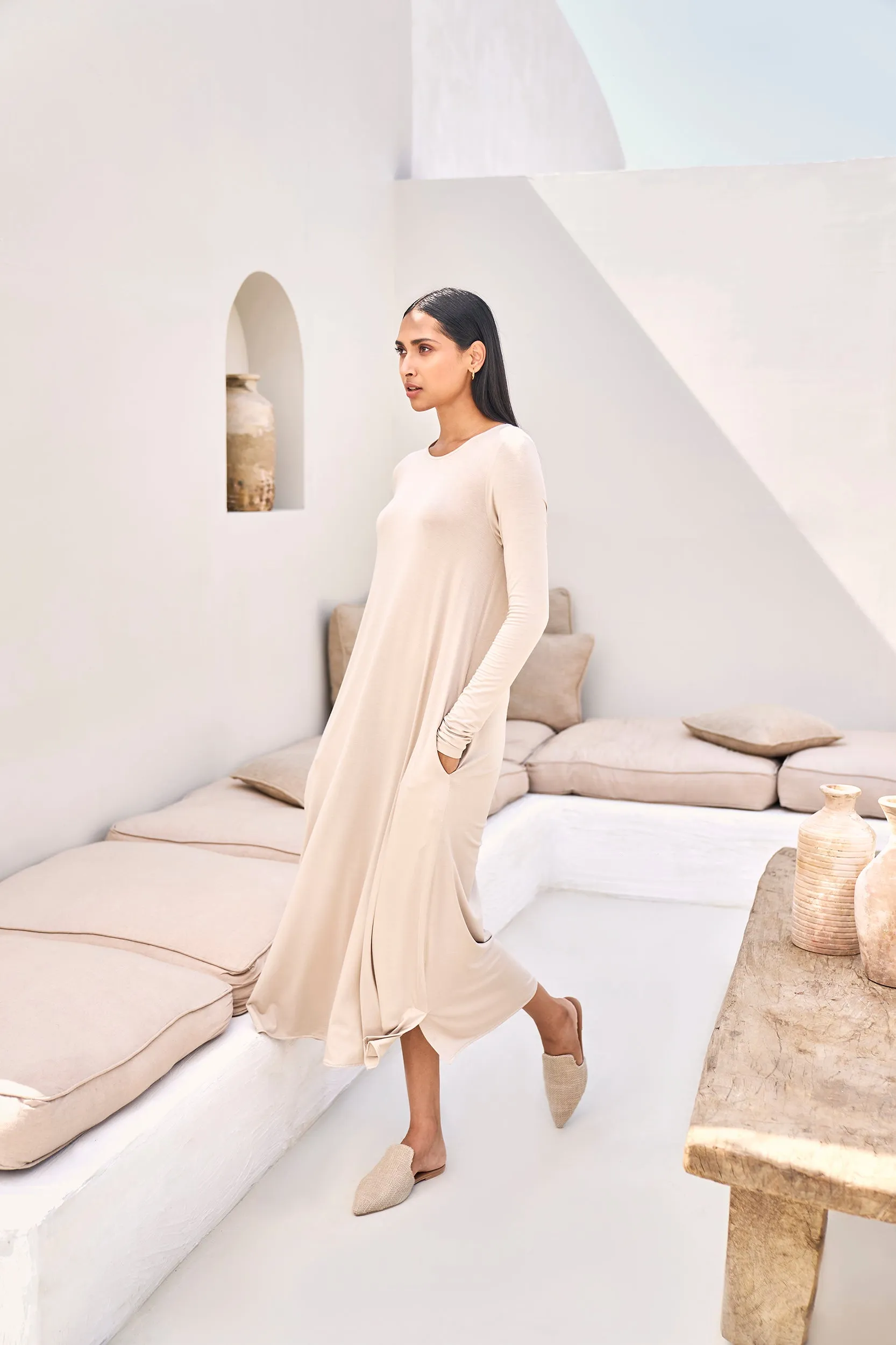 Sand Skin Long Sleeves Dress (Natural)