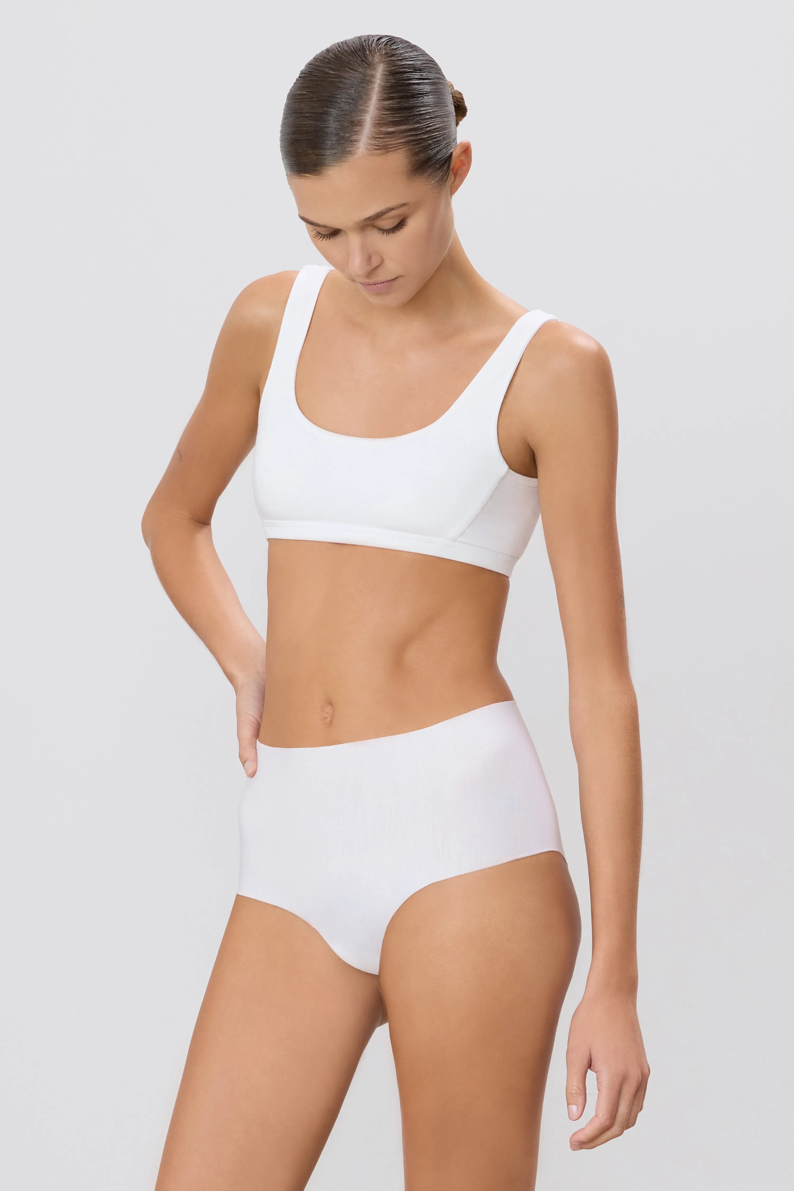 Scoop Neck Bra